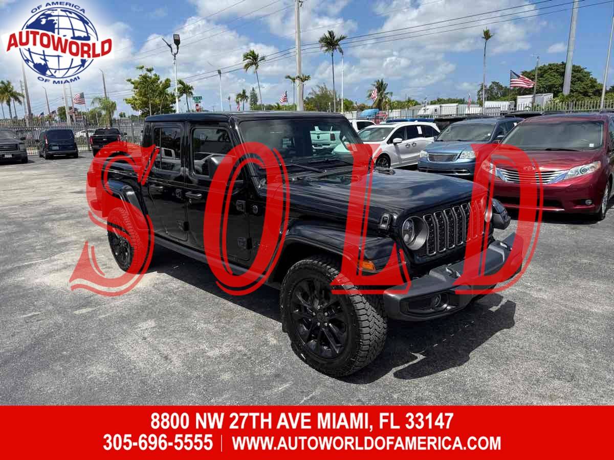 2025 Jeep Gladiator Nighthawk — Pickup Truck — 690 mi — Miami, FL