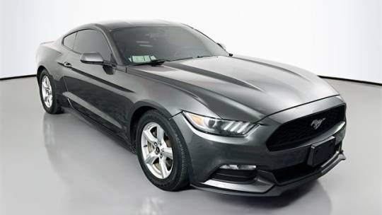 2015 Ford Mustang V6 — Coupe — 71,664 mi — O'Fallon, IL