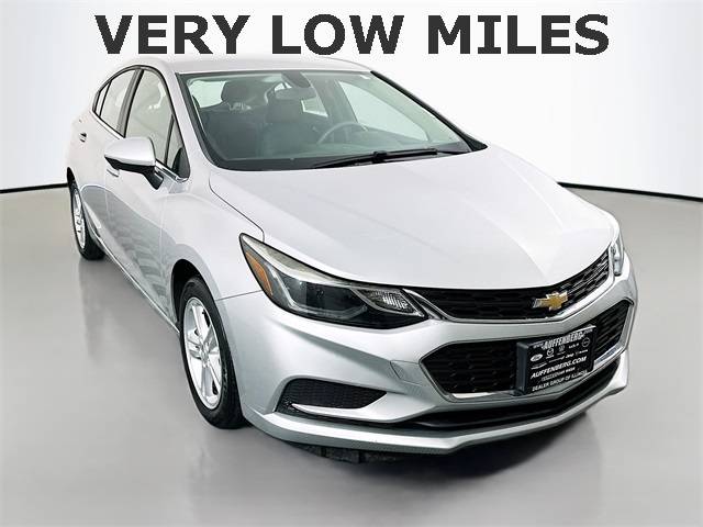 2017 Chevrolet Cruze LT — Hatchback — 83,197 mi — O'Fallon, IL