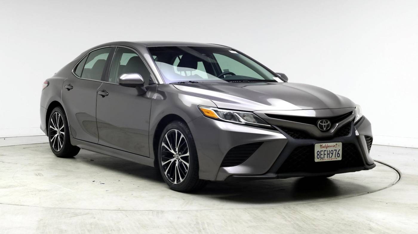 2018 Toyota Camry SE — Sedan — 121,497 mi — Buena Park, CA
