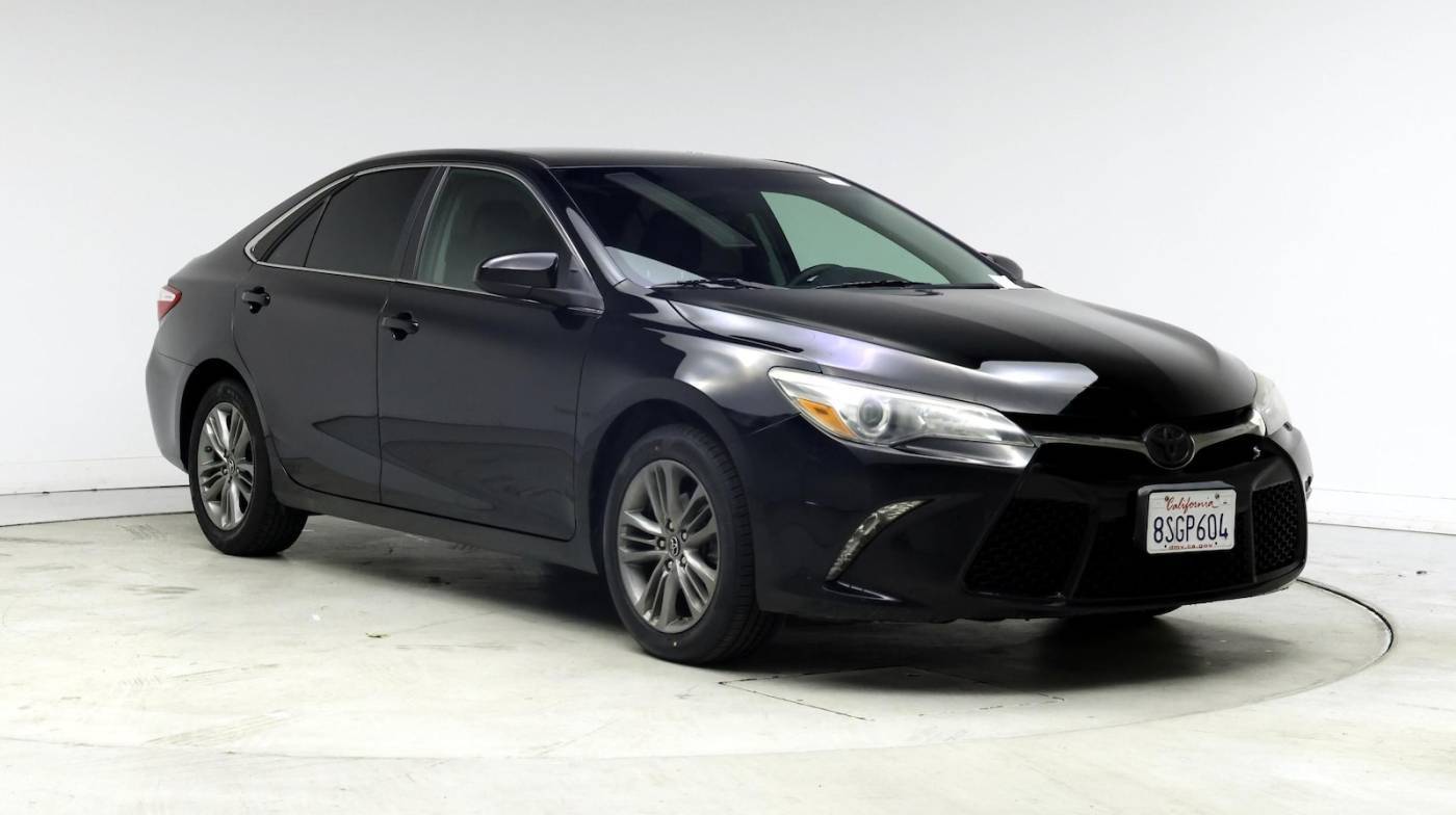 2017 Toyota Camry SE — Sedan — 66,602 mi — Buena Park, CA