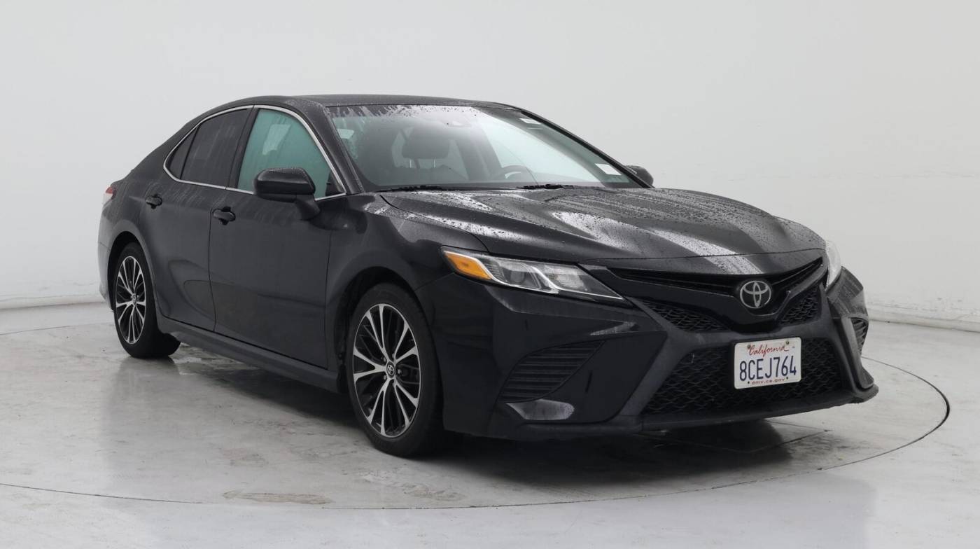 2018 Toyota Camry SE — Sedan — 38,306 mi — Buena Park, CA