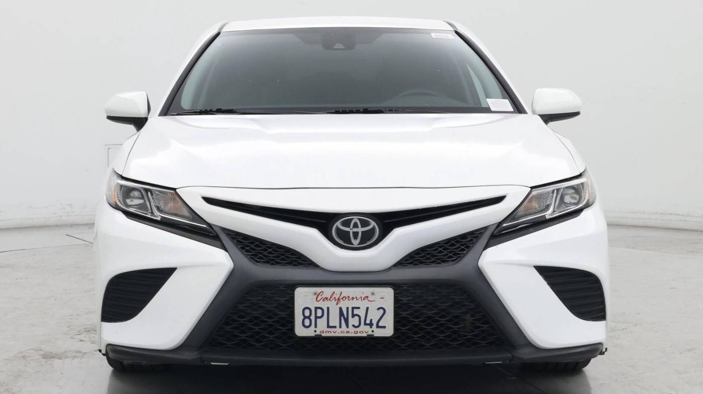 2020 Toyota Camry SE — Sedan — 56,136 mi — Buena Park, CA