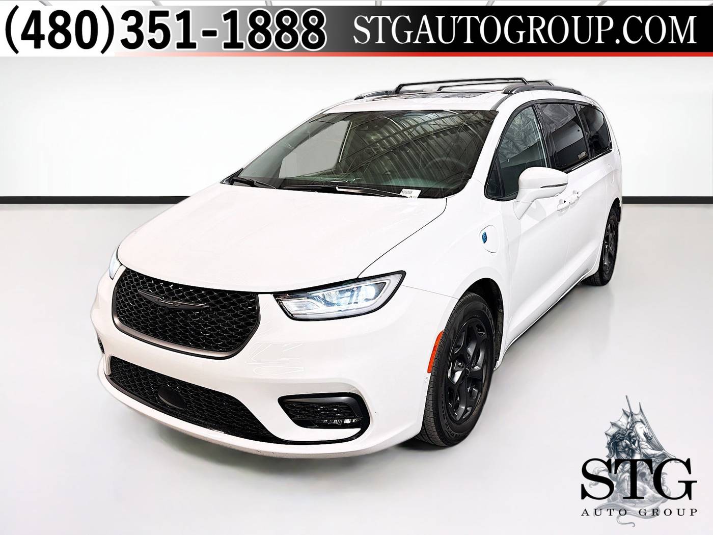 2022 Chrysler Pacifica Hybrid Limited — Minivan — 32,326 mi — Chandler, AZ