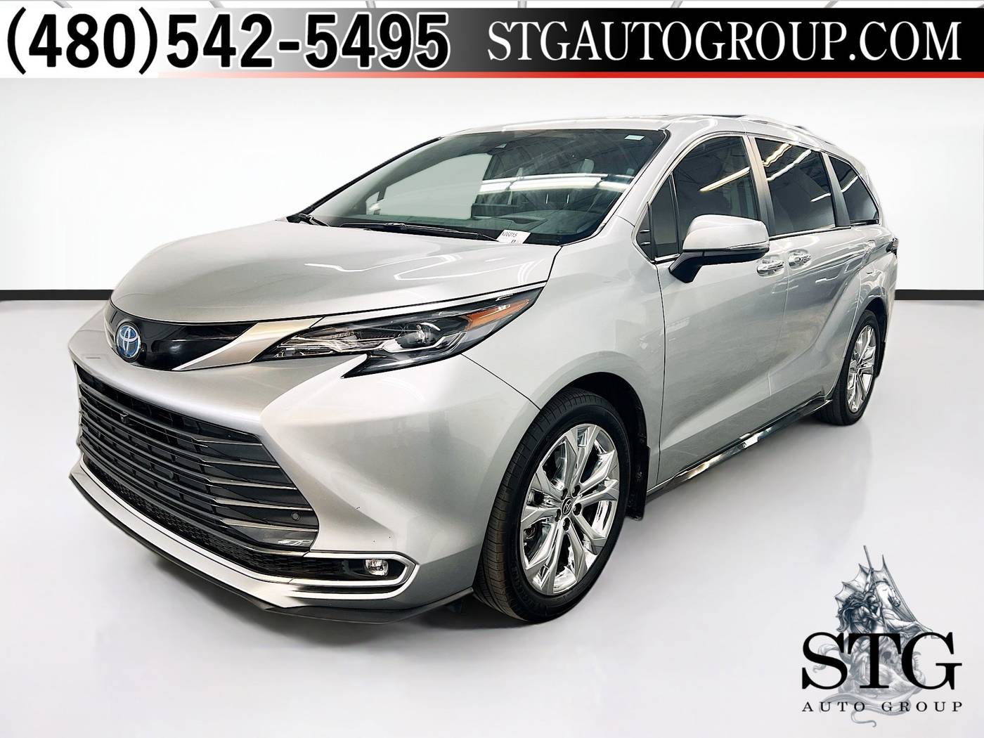 2024 Toyota Sienna Platinum — Minivan — 32,072 mi — Chandler, AZ