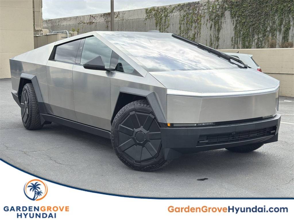 2024 Tesla Cybertruck Standard — Pickup Truck — 7,725 mi — Garden Grove, CA