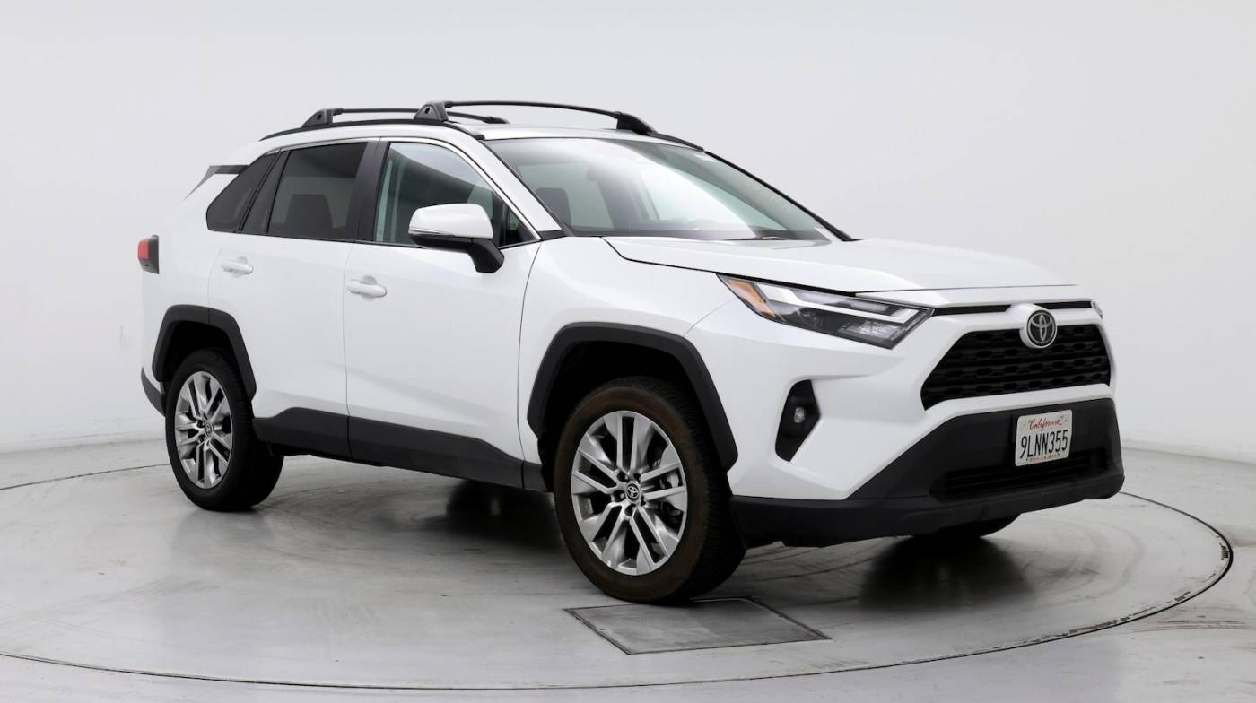 2024 Toyota RAV4 XLE Premium — SUV — 28,932 mi — Burbank, CA