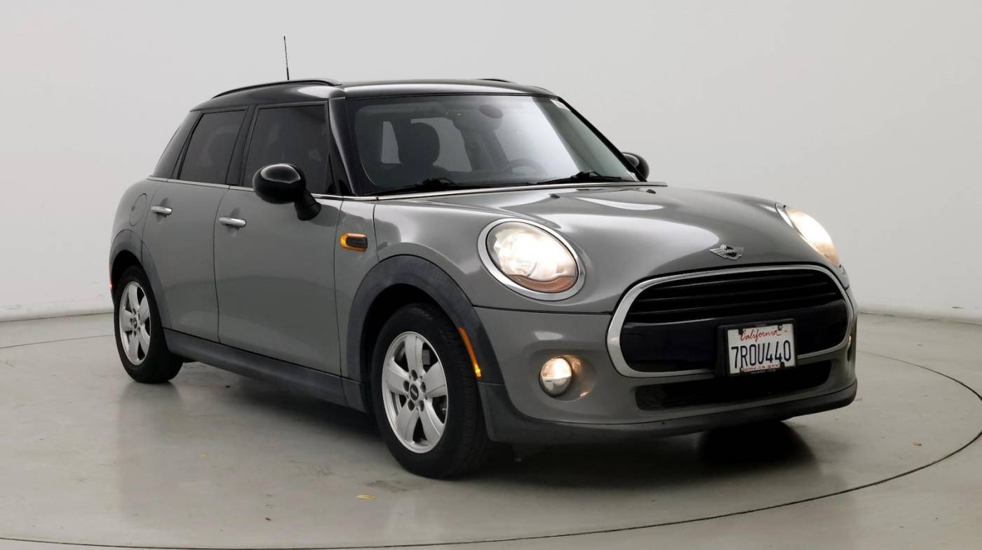 2016 MINI Hardtop Cooper — Hatchback — 54,573 mi — Burbank, CA