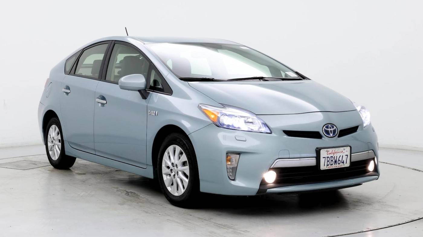 2013 Toyota Prius Advanced — Hatchback — 67,387 mi — Burbank, CA