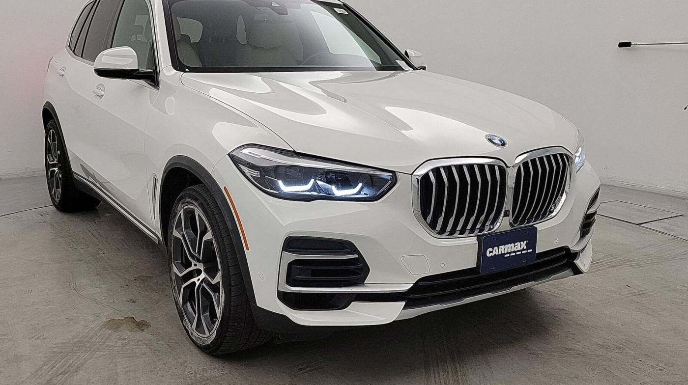 2022 BMW X5 40i — SUV — 15,739 mi — Burbank, CA