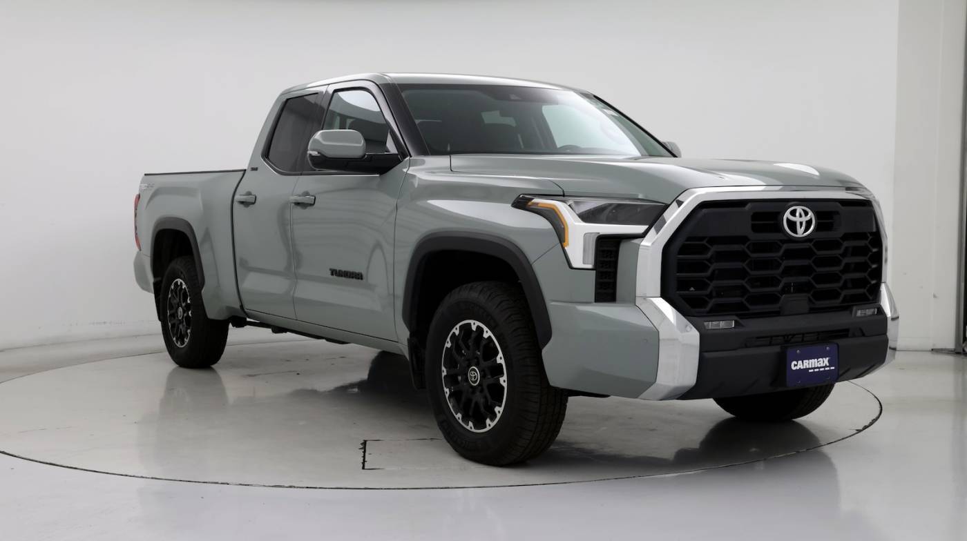 2022 Toyota Tundra SR5 — Pickup Truck — 15,253 mi — Burbank, CA
