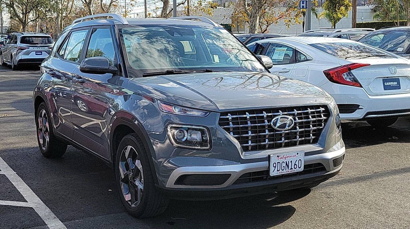 2022 Hyundai Venue SEL — SUV — 27,072 mi — Burbank, CA