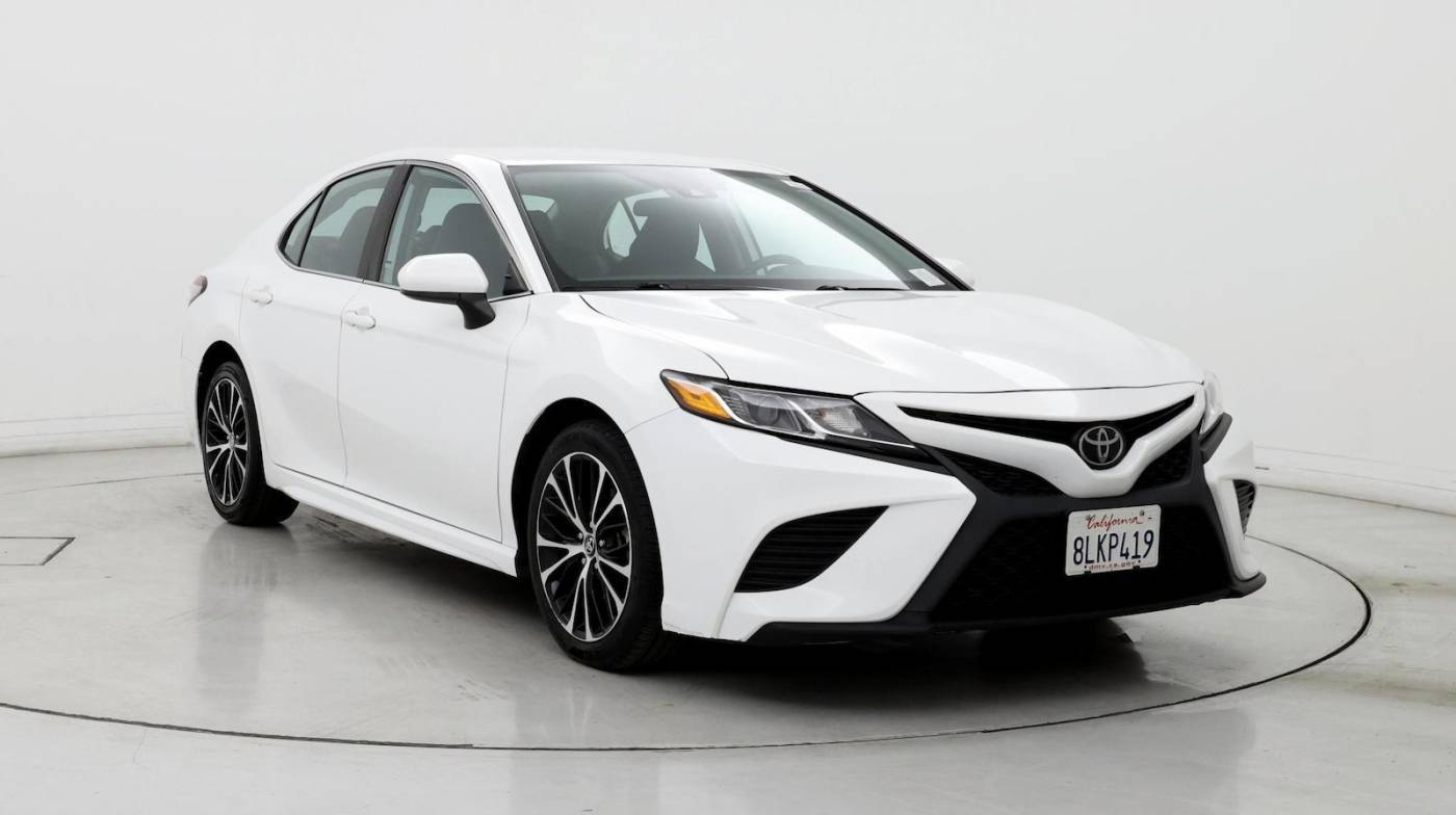 2019 Toyota Camry SE — Sedan — 60,636 mi — Burbank, CA