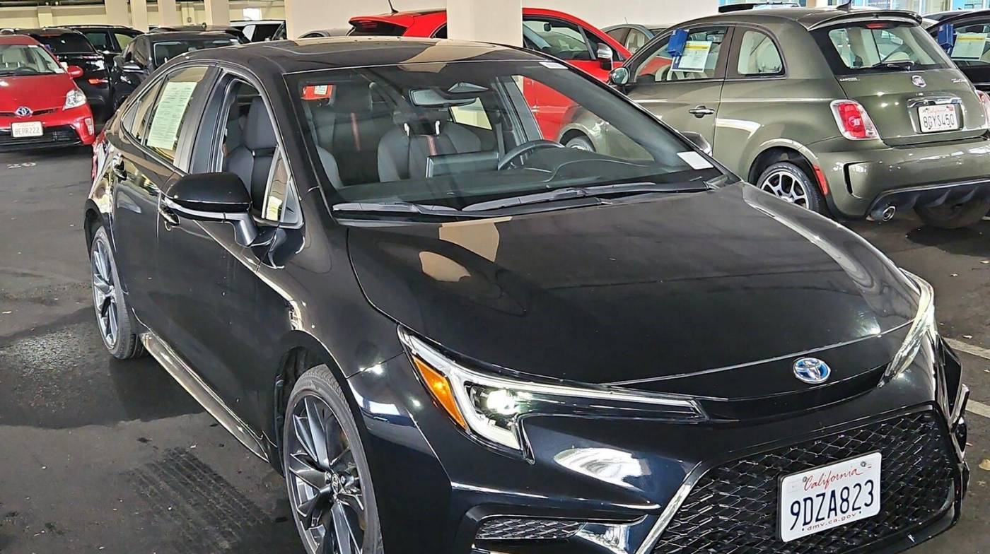 2023 Toyota Corolla Hybrid LE — Sedan — 7,622 mi — Burbank, CA