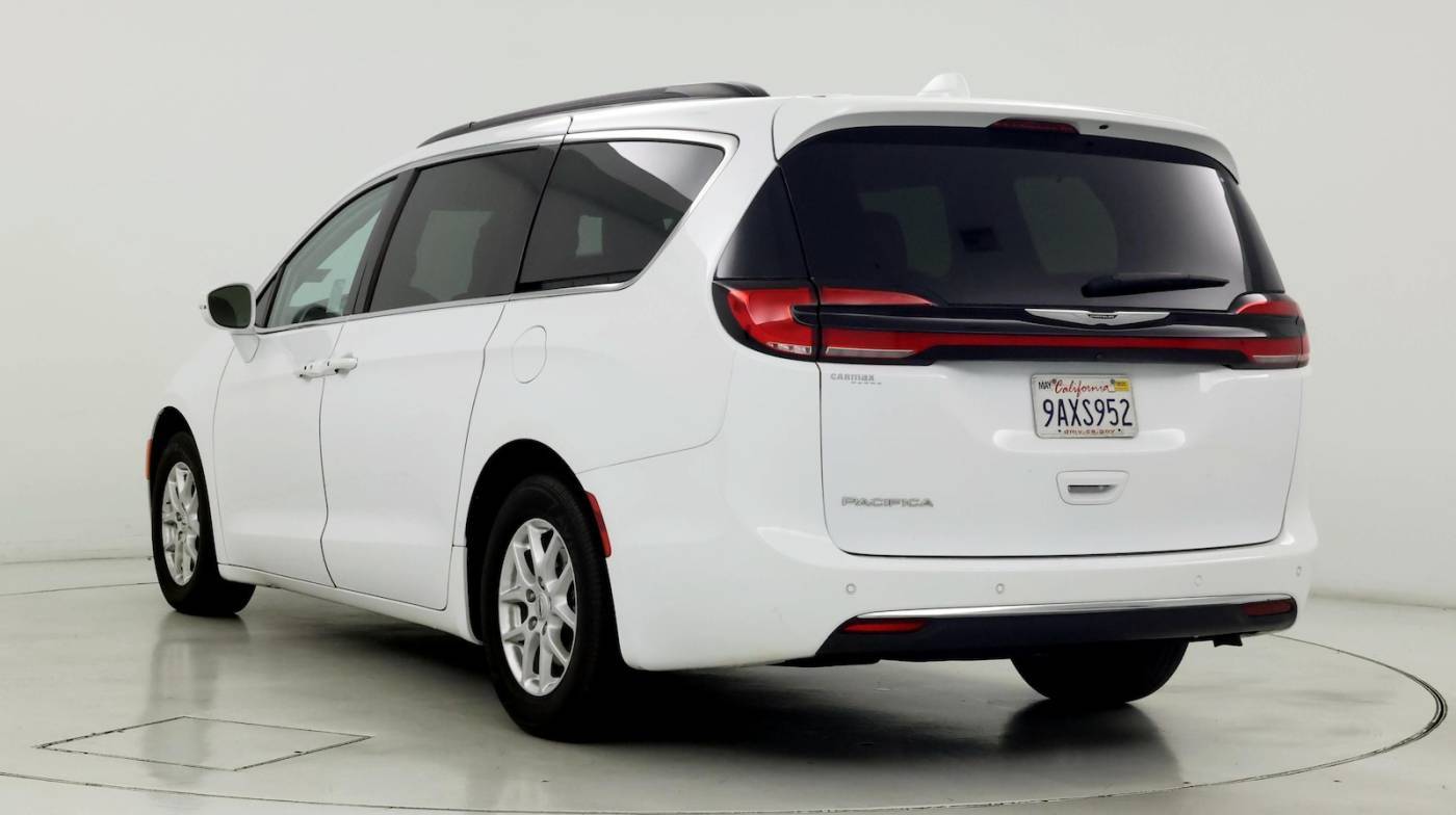 2022 Chrysler Pacifica Touring L — Minivan — 44,159 mi — Burbank, CA
