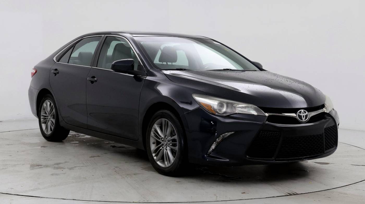 2017 Toyota Camry SE — Sedan — 87,264 mi — Charleston, SC