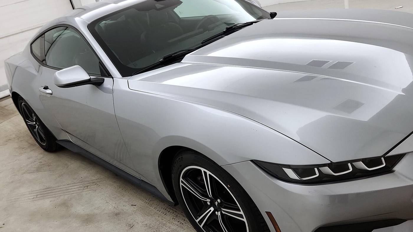 2024 Ford Mustang EcoBoost