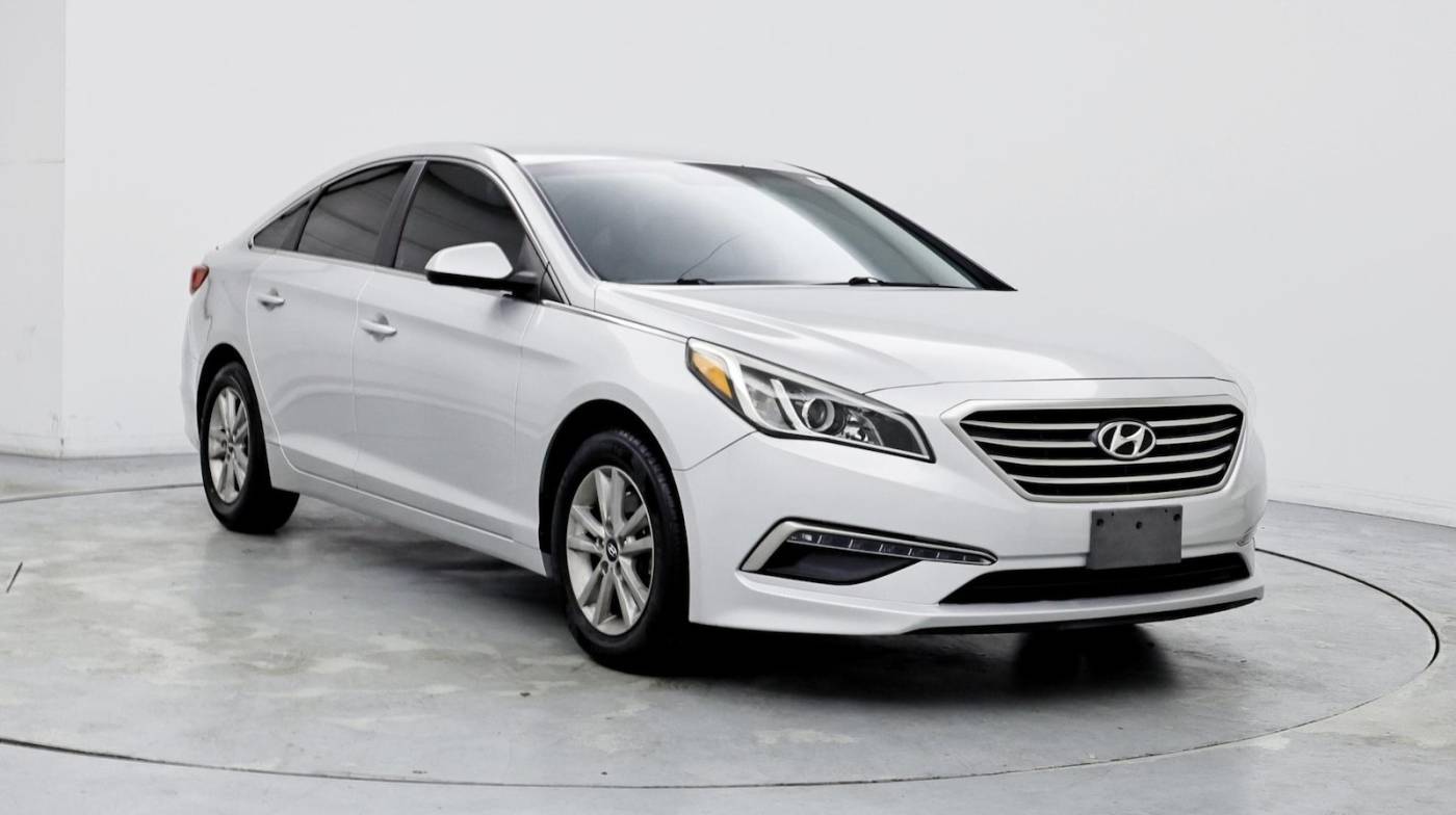 2015 Hyundai Sonata SE — Sedan — 112,671 mi — Charleston, SC