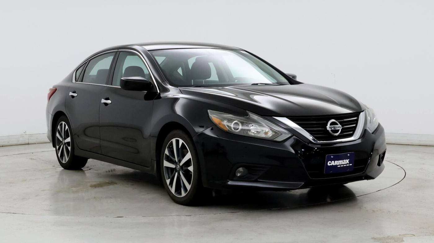 2017 Nissan Altima 2.5 SR — Sedan — 122,292 mi — Charleston, SC