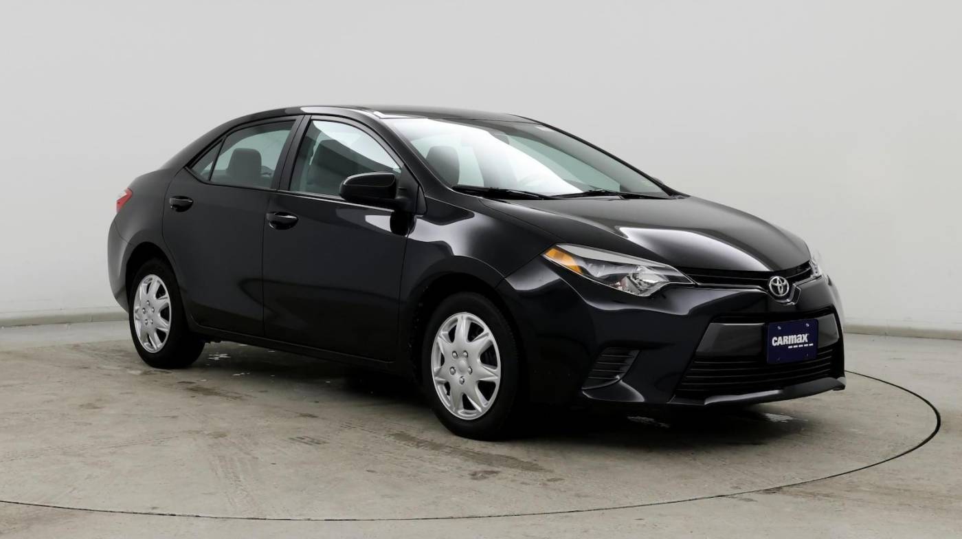 2015 Toyota Corolla LE — Sedan — 37,722 mi — Charlottesville, VA