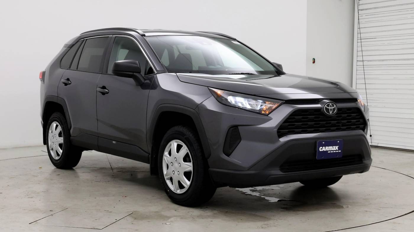 2021 Toyota RAV4 LE — SUV — 31,204 mi — Charlottesville, VA