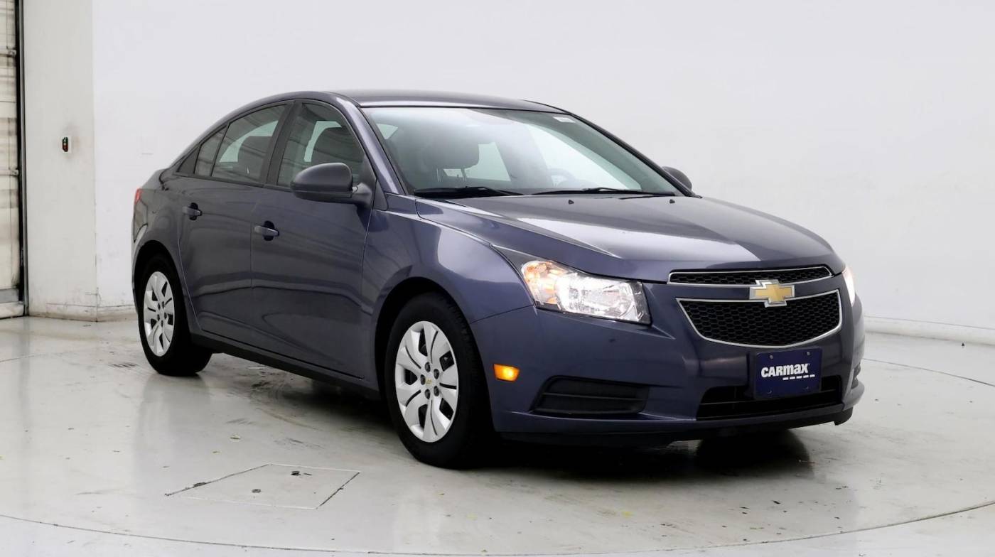 2014 Chevrolet Cruze LS — Sedan — 85,126 mi — Charlottesville, VA
