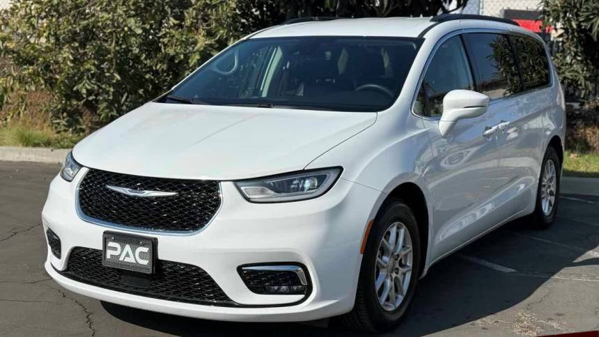 2022 Chrysler Pacifica Touring L — Minivan — 78,727 mi — Downey, CA