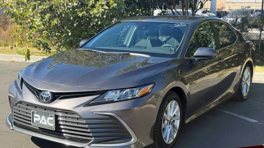 2023 Toyota Camry LE — Sedan — 38,650 mi — Downey, CA