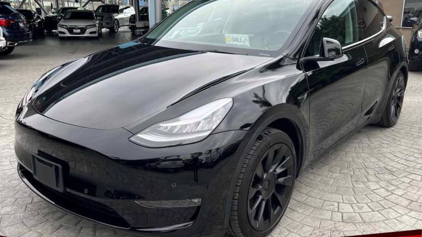 2022 Tesla Model Y Long Range — SUV — 29,253 mi — Downey, CA