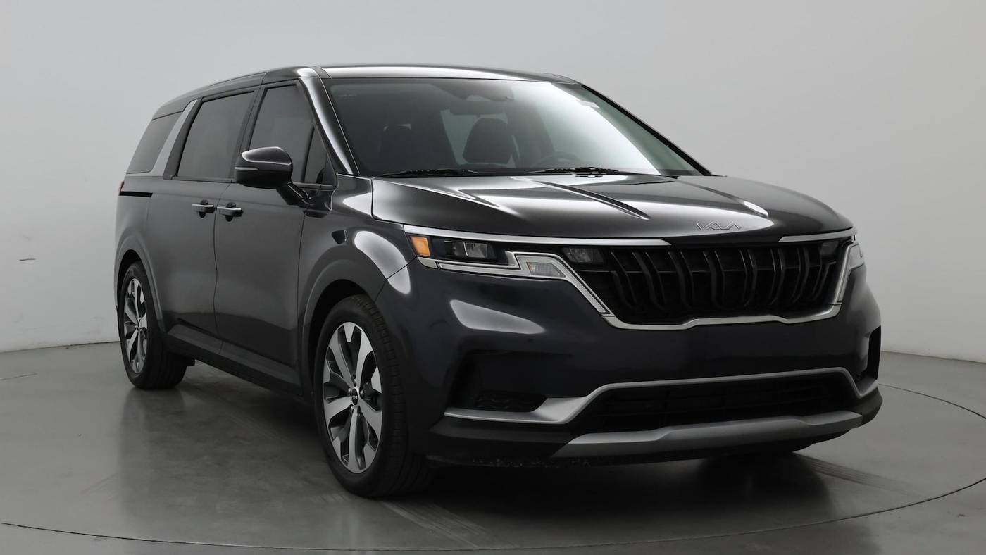 2023 Kia Carnival LXS — Minivan — 19,015 mi — Clearwater, FL