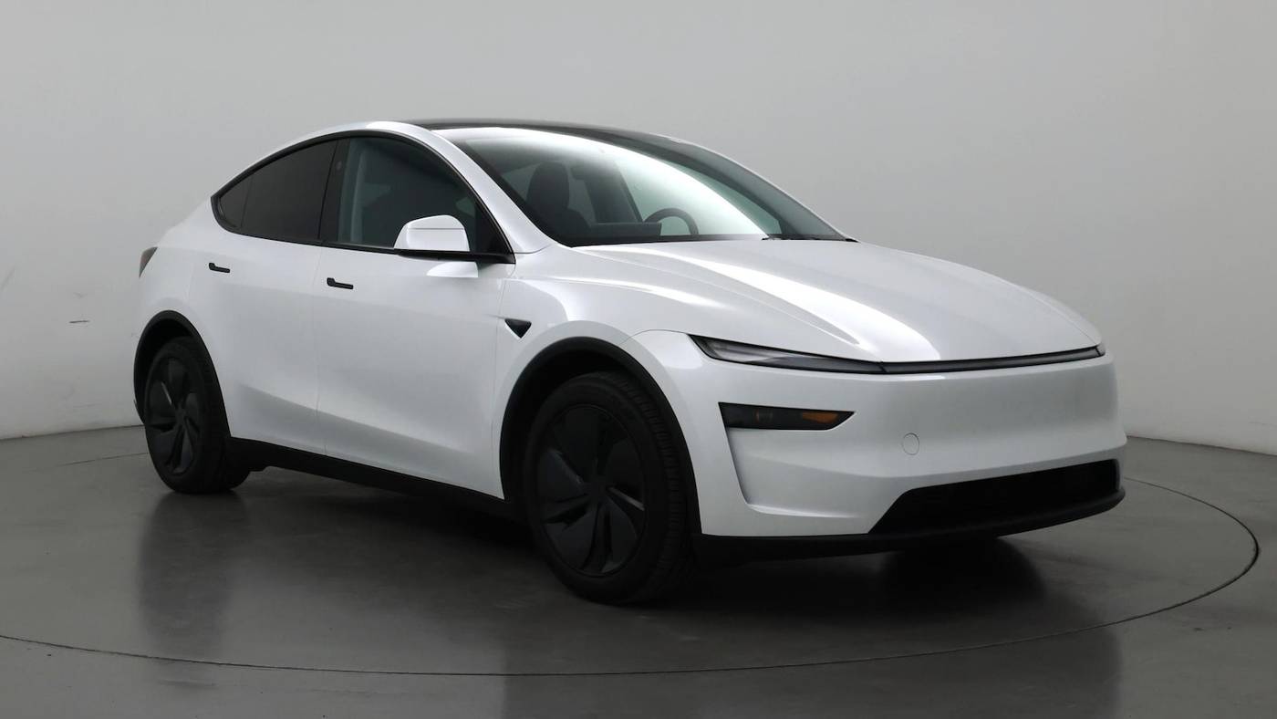 2026 Tesla Model Y Premium