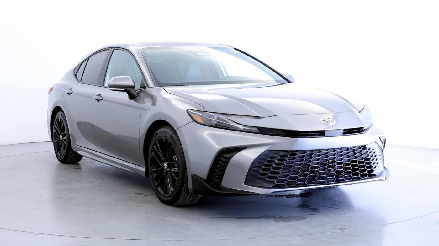 2025 Toyota Camry SE — Sedan — 3,024 mi — Clearwater, FL