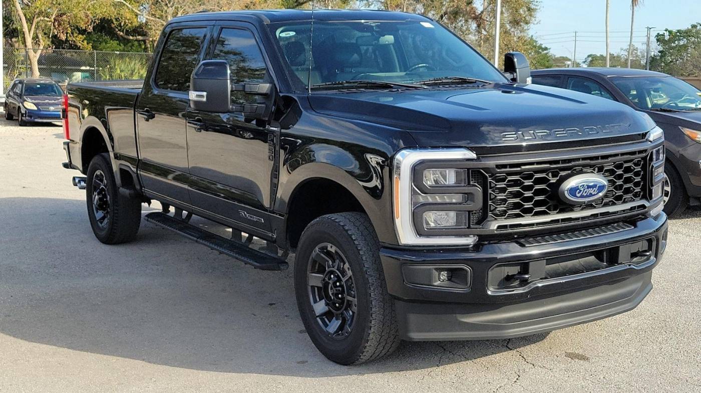 2023 Ford Super Duty F-250 LARIAT — Pickup Truck — 24,479 mi — Clearwater, FL