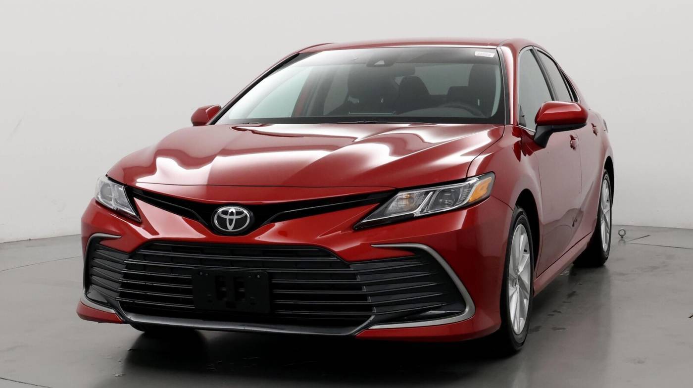2023 Toyota Camry LE — Sedan — 7,760 mi — Clearwater, FL