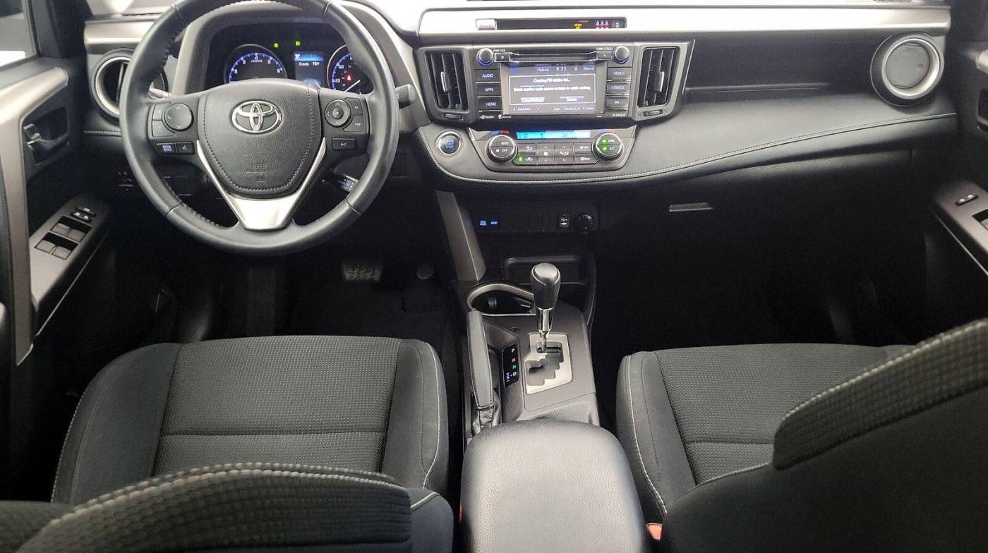 2018 Toyota RAV4 XLE — SUV — 30,067 mi — Clearwater, FL