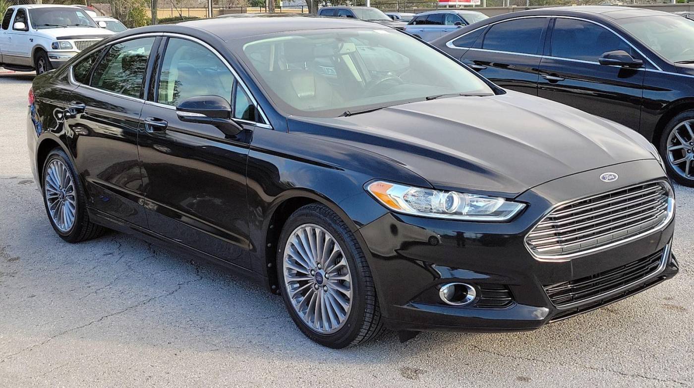 2013 Ford Fusion Titanium — Sedan — 127,232 mi — Clearwater, FL