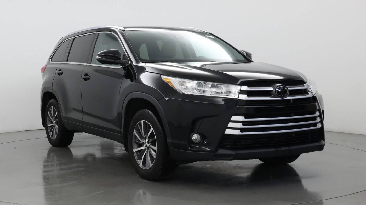 2019 Toyota Highlander XLE — SUV — 68,560 mi — Clearwater, FL