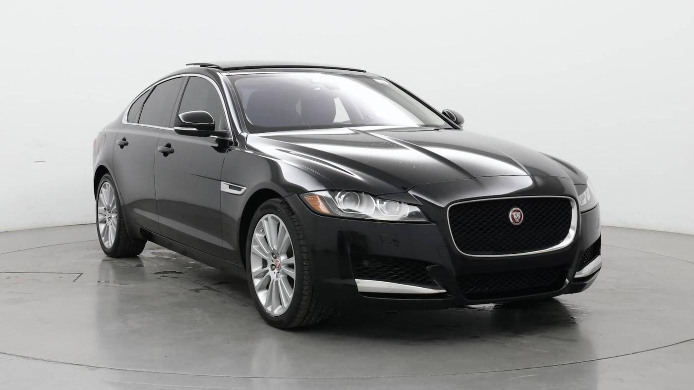 2019 Jaguar XF Premium — Sedan — 32,185 mi — Inglewood, CA