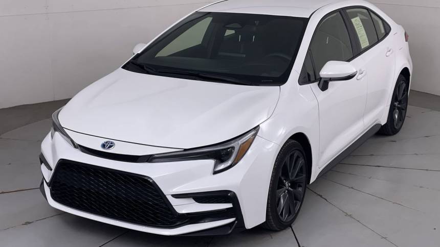 2024 Toyota Corolla Hybrid SE — Sedan — 8,932 mi — Hampstead, MD