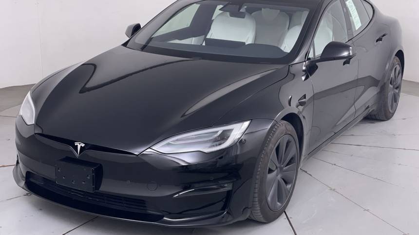 2022 Tesla Model S Plaid