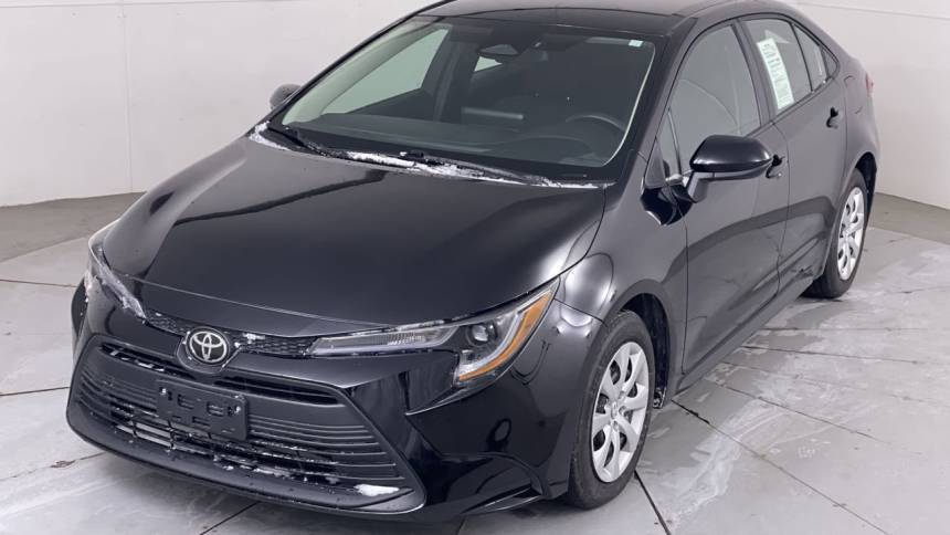 2024 Toyota Corolla LE — Sedan — 7,770 mi — Hampstead, MD