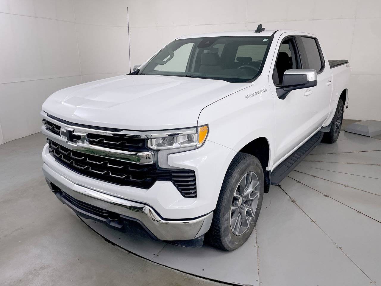 2023 Chevrolet Silverado 1500 LT — Pickup Truck — 33,179 mi — Hampstead, MD