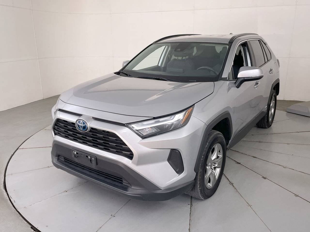 2024 Toyota RAV4 Hybrid XLE — SUV — 39,359 mi — Hampstead, MD