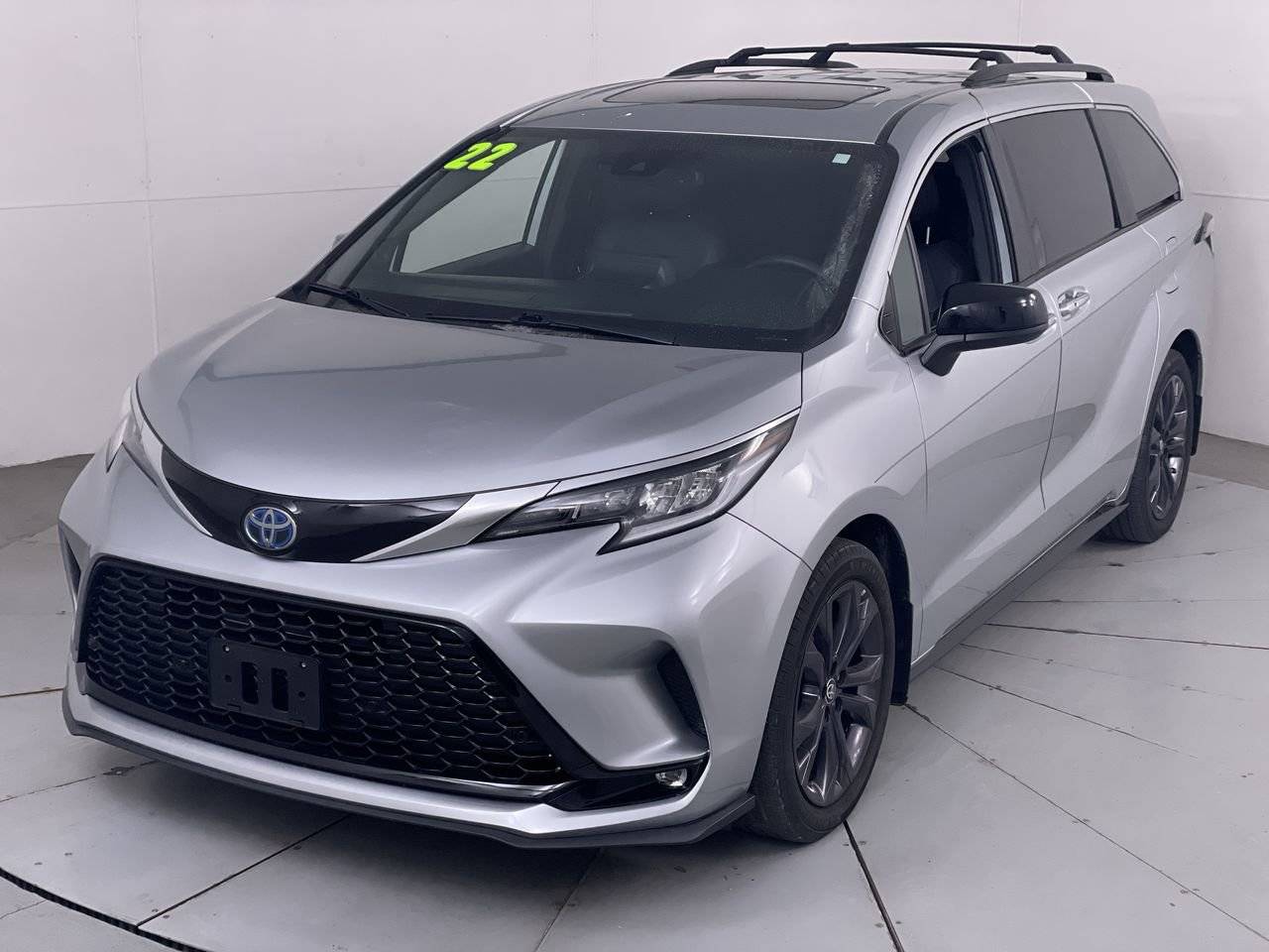 2022 Toyota Sienna XSE — Minivan — 30,846 mi — Hampstead, MD