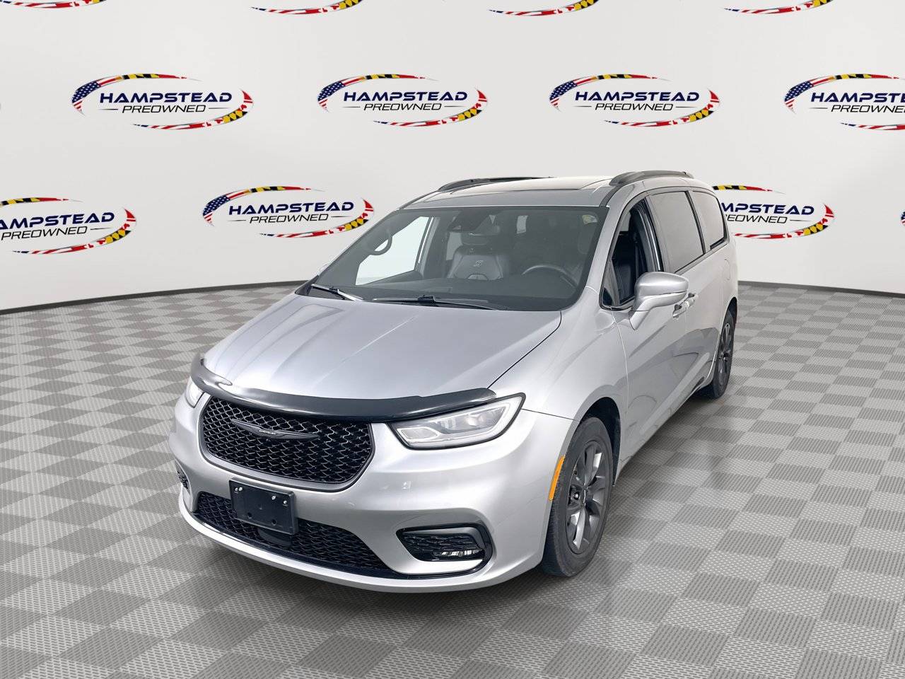 2021 Chrysler Pacifica Touring L — Minivan — 32,754 mi — Hampstead, MD