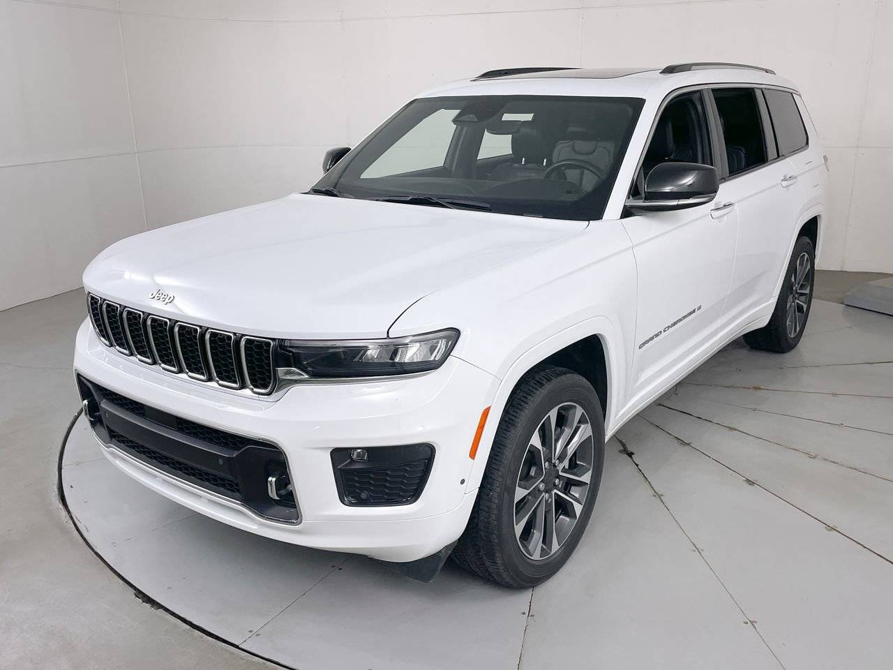 2022 Jeep Grand Cherokee Overland — SUV — 29,558 mi — Hampstead, MD