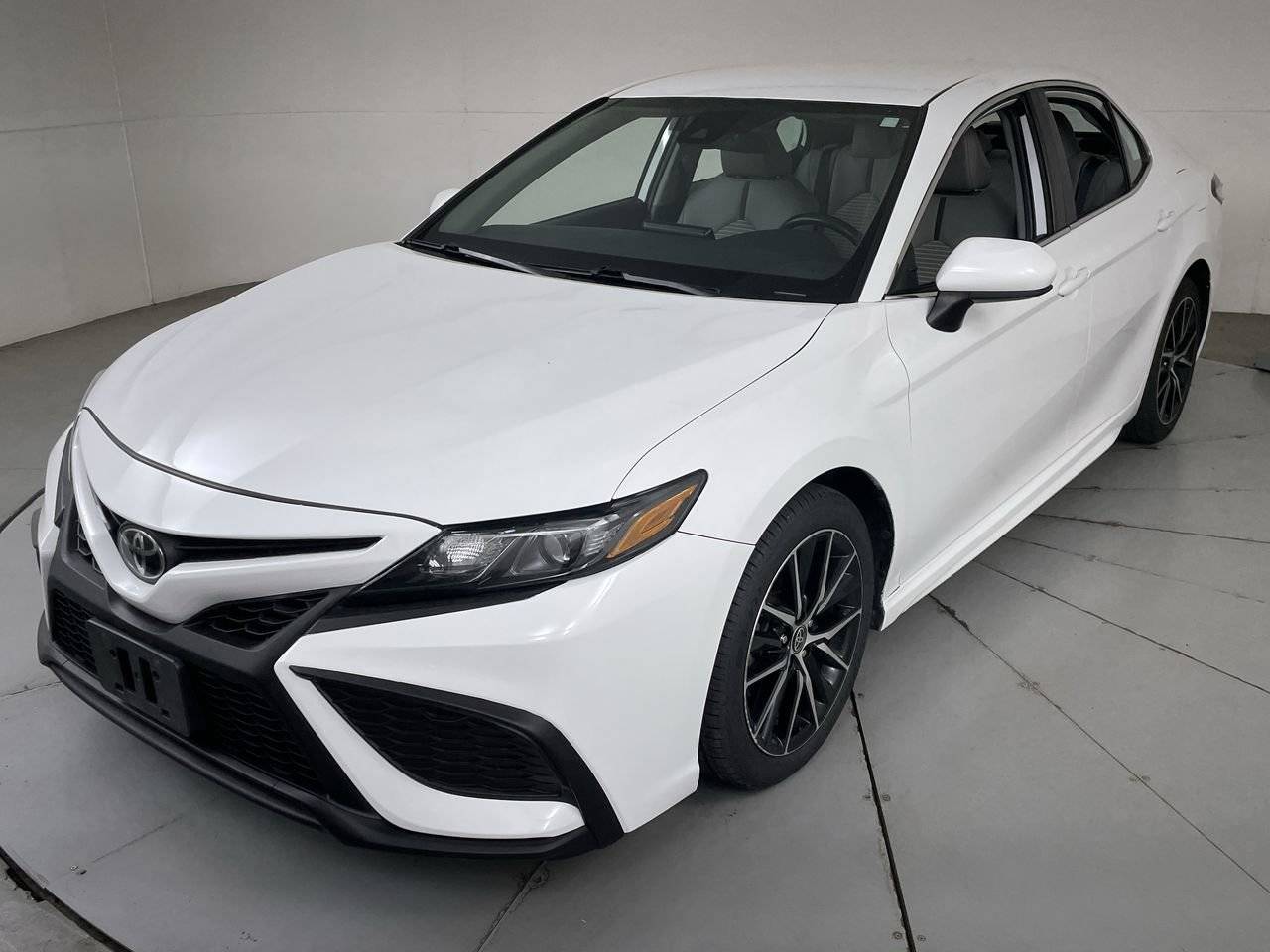2021 Toyota Camry SE — Sedan — 56,928 mi — Hampstead, MD