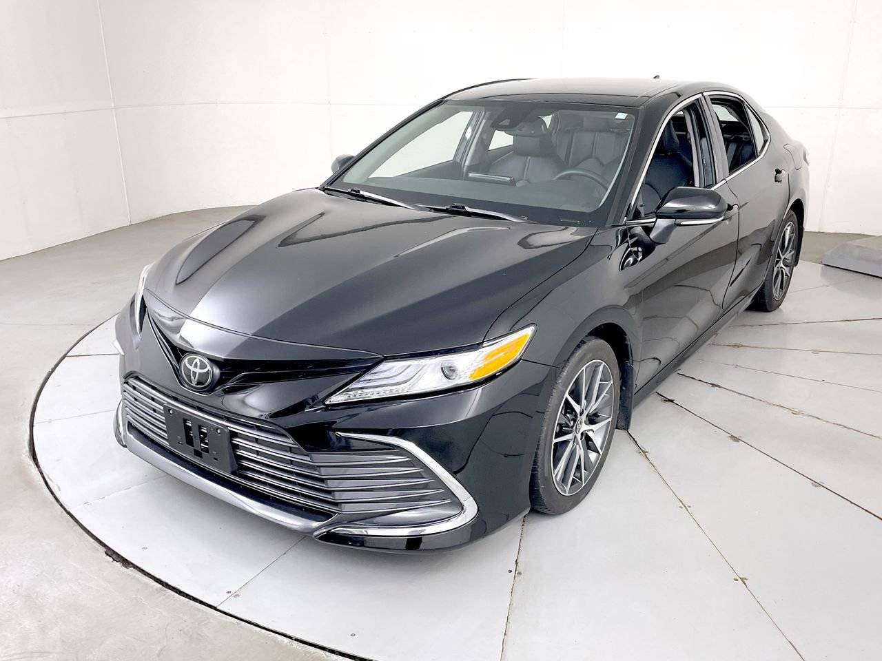 2023 Toyota Camry XLE — Sedan — 14,823 mi — Hampstead, MD