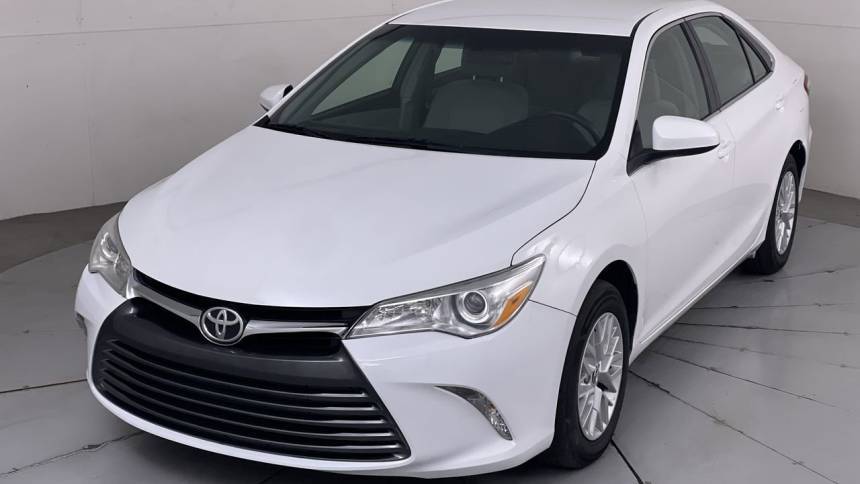 2017 Toyota Camry LE — Sedan — 85,504 mi — Hampstead, MD