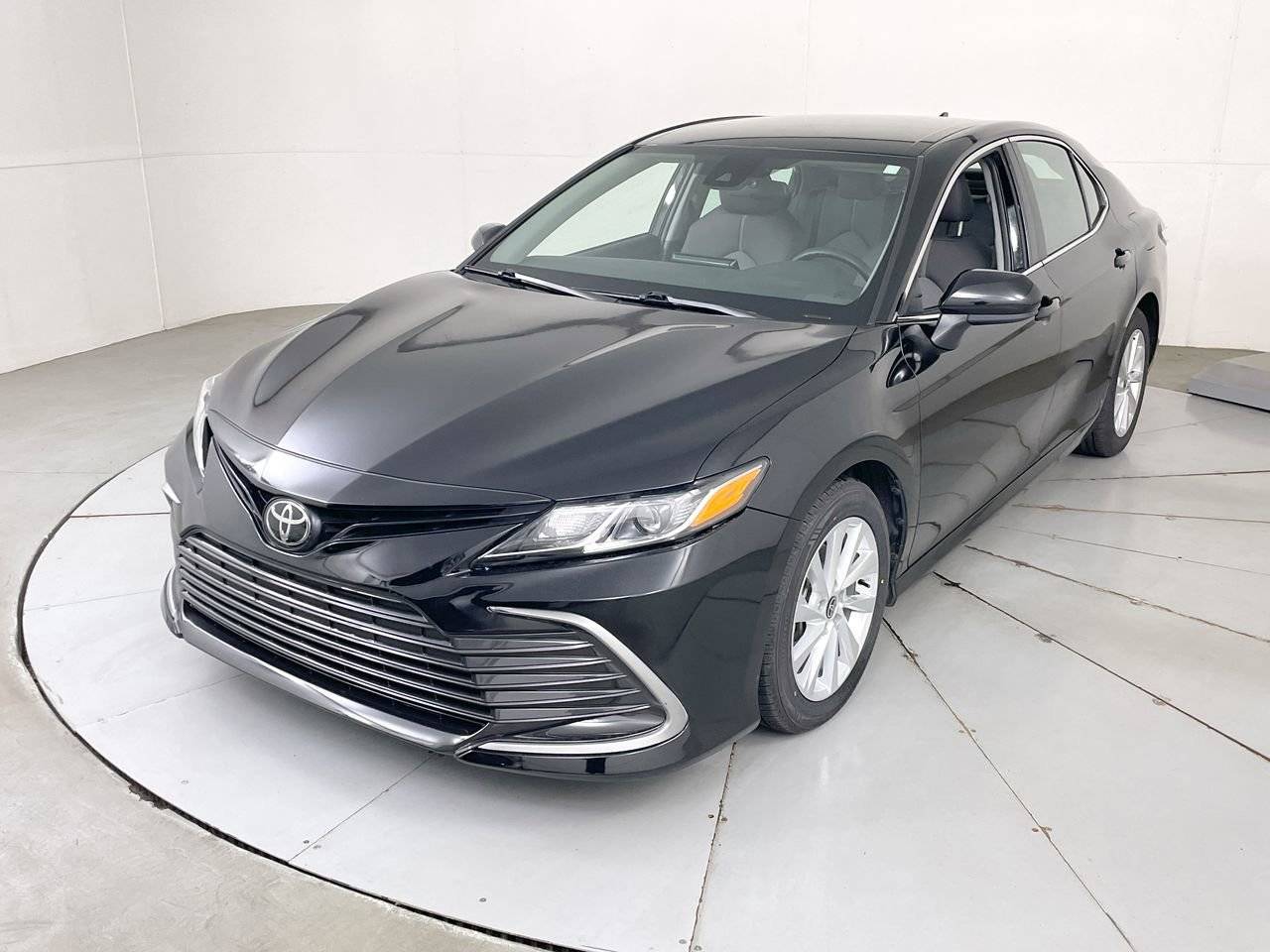 2023 Toyota Camry LE — Sedan — 40,194 mi — Hampstead, MD